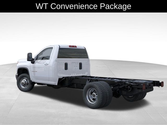 2025 Chevrolet Silverado 3500HD Work Truck photo 2
