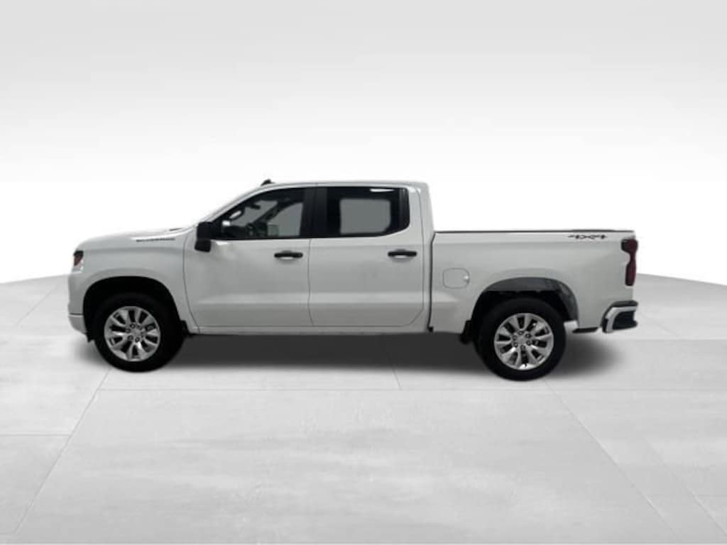 New 2026 Chevrolet Silverado 1500 Custom Truck Crew Cab