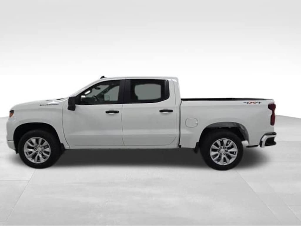 New 2026 Chevrolet Silverado 1500 Custom Truck Crew Cab