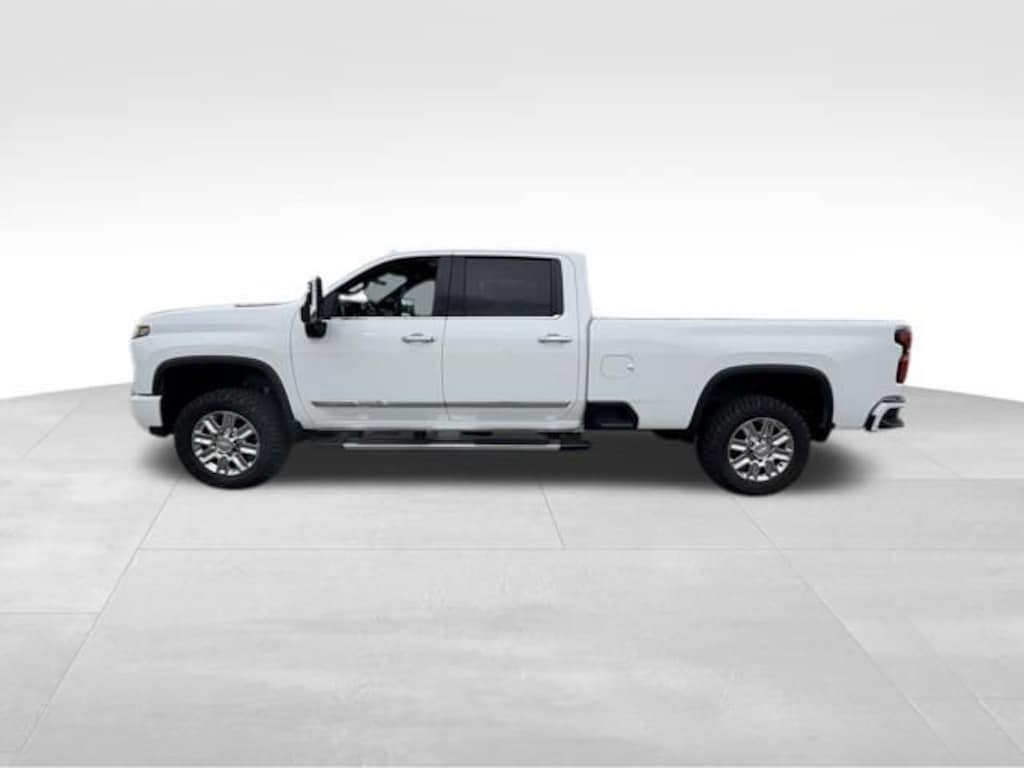 Used 2024 Chevrolet Silverado 3500 HD High Country Truck Crew Cab