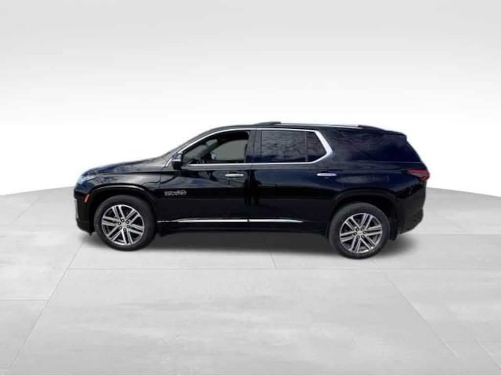 Used 2023 Chevrolet Traverse High Country SUV