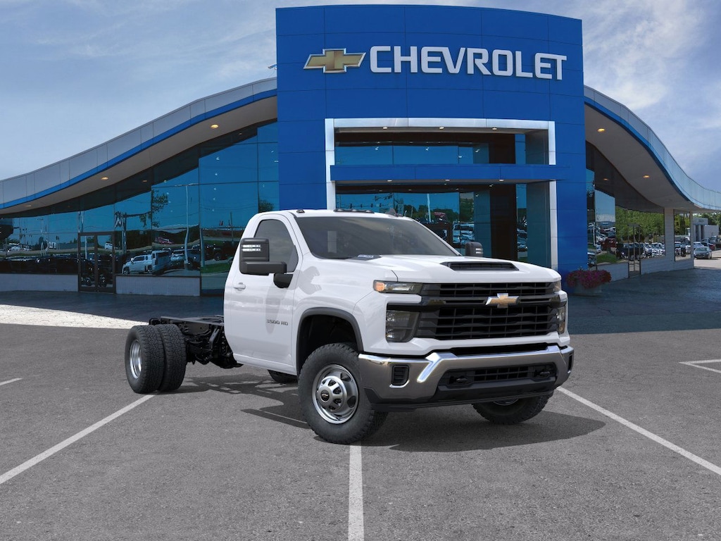 New 2025 Chevrolet Silverado 3500 HD Chassis Cab Work Truck Truck Regular Cab