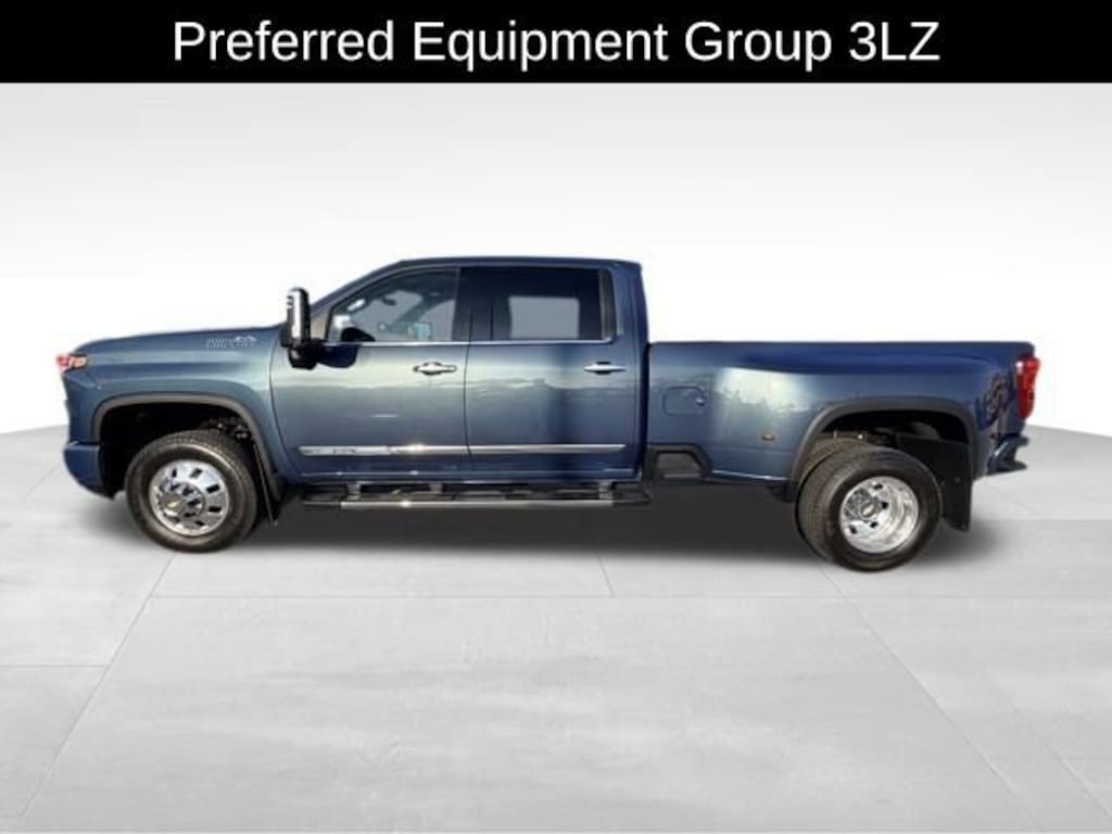 Used 2025 Chevrolet Silverado 3500 HD High Country DRW Truck Crew Cab