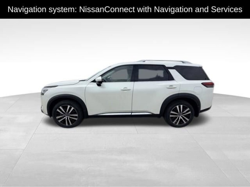 Used 2024 Nissan Pathfinder Platinum 4WD SUV