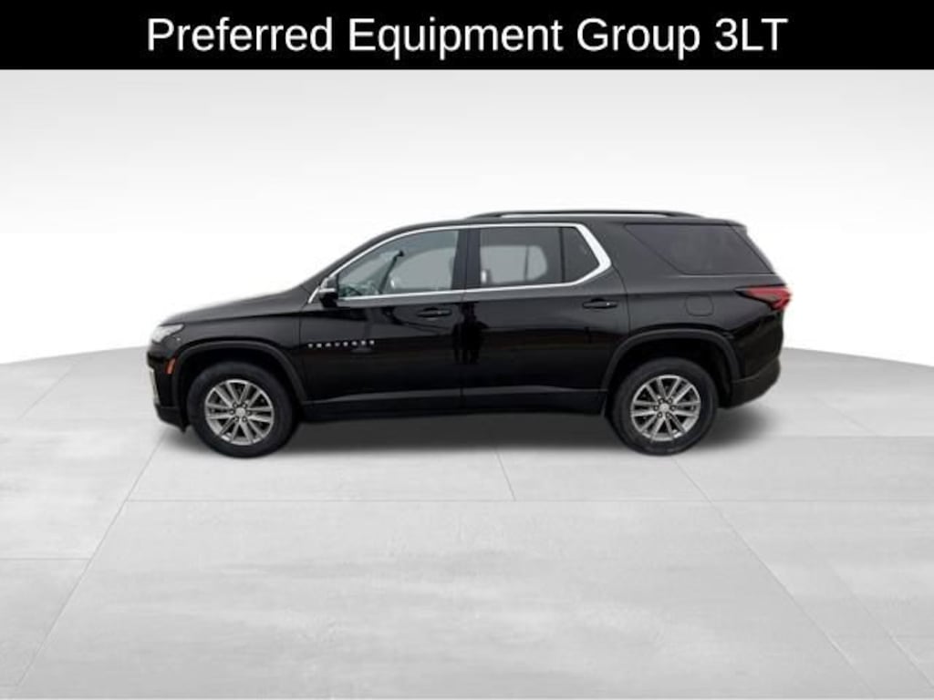 Used 2023 Chevrolet Traverse LT Leather SUV