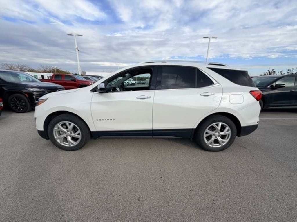 Used 2018 Chevrolet Equinox Premier SUV