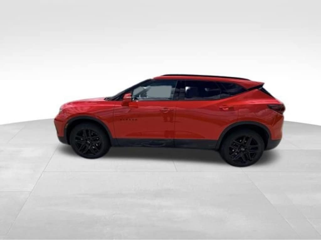 Used 2022 Chevrolet Blazer 2LT SUV