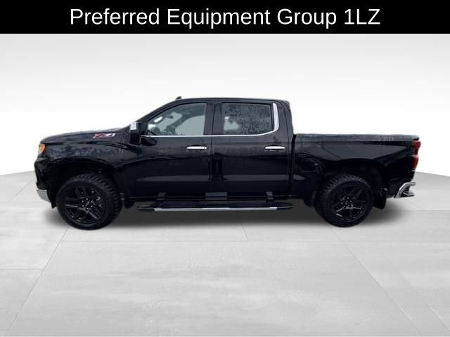 2023 Chevrolet Silverado 1500 LTZ photo 2