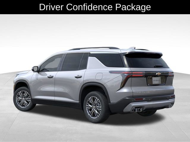 2025 Chevrolet Traverse LE photo 3