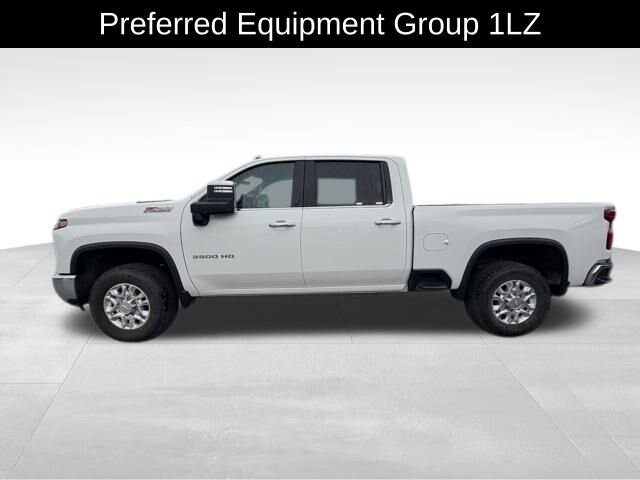 2024 Chevrolet Silverado 3500HD LTZ photo 2