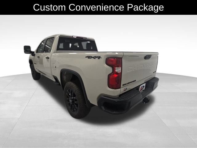 2026 Chevrolet Silverado 2500HD Custom photo 2