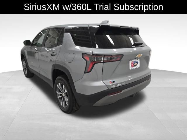 2026 Chevrolet Equinox LT photo 2