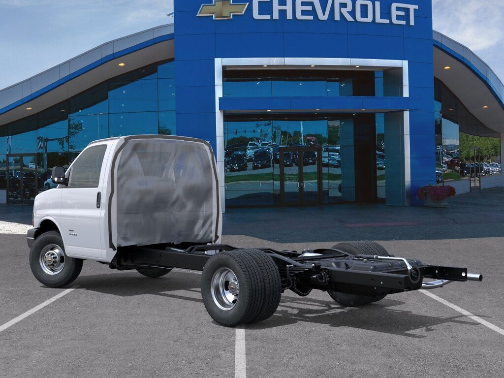 New 2025 Chevrolet Express Cutaway 3500 1WT Cutaway Van