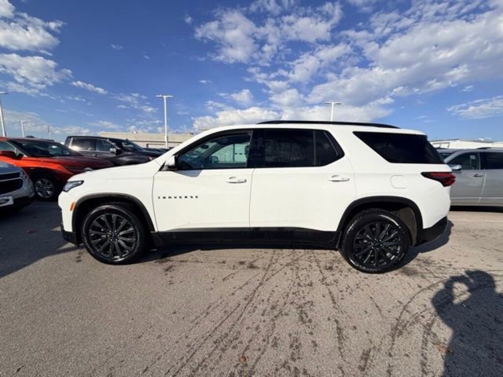 Used 2023 Chevrolet Traverse RS SUV