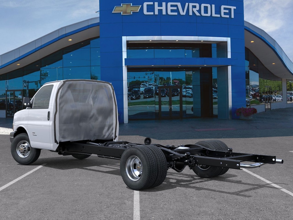 New 2025 Chevrolet Express Cutaway 3500 1WT Cutaway Van