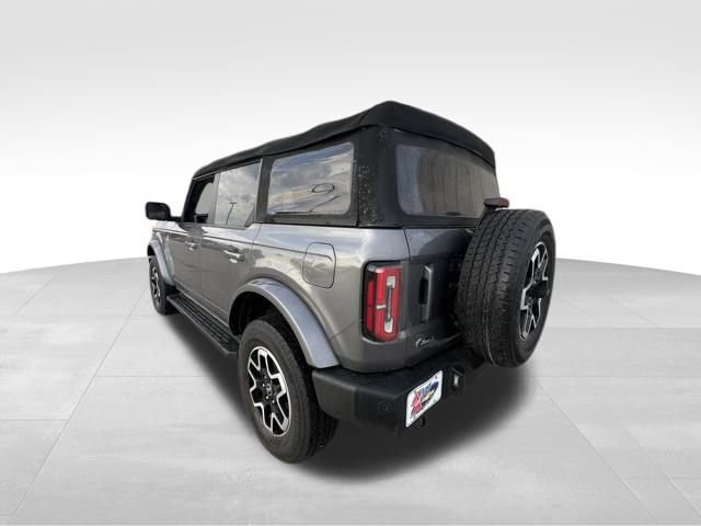 2022 Ford Bronco Outer Banks photo 4