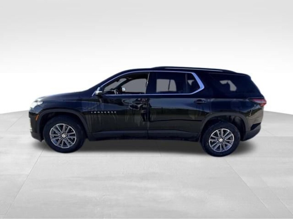 Used 2023 Chevrolet Traverse LT Cloth SUV