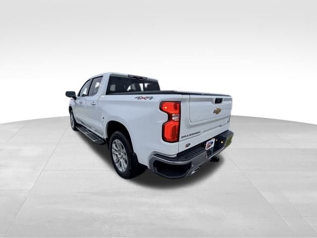 2022 Chevrolet Silverado 1500 LTZ photo 3