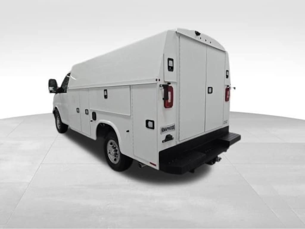 New 2026 Chevrolet Express Cutaway 3500 1WT Cutaway Van