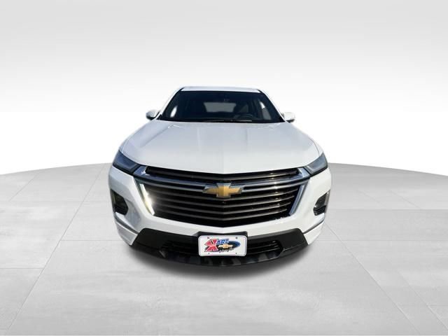 2023 Chevrolet Traverse High Country photo 2