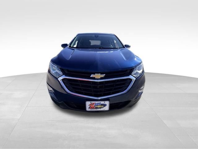2021 Chevrolet Equinox LT photo 2
