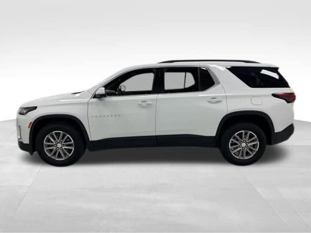Used 2024 Chevrolet Traverse Limited LT Cloth SUV