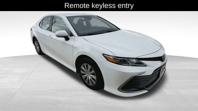 Used 2023 Toyota Camry LE with VIN 4T1C31AK3PU052280 for sale in Stuart, IA