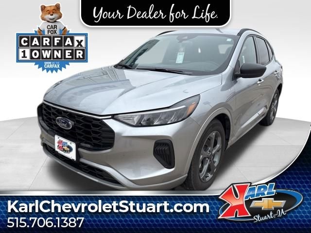 2023 Ford Escape ST-Line's photo