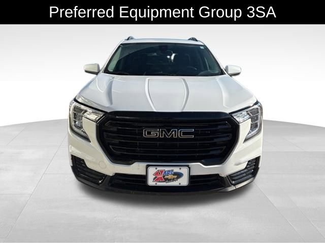 2022 Gmc Terrain SLE photo 2