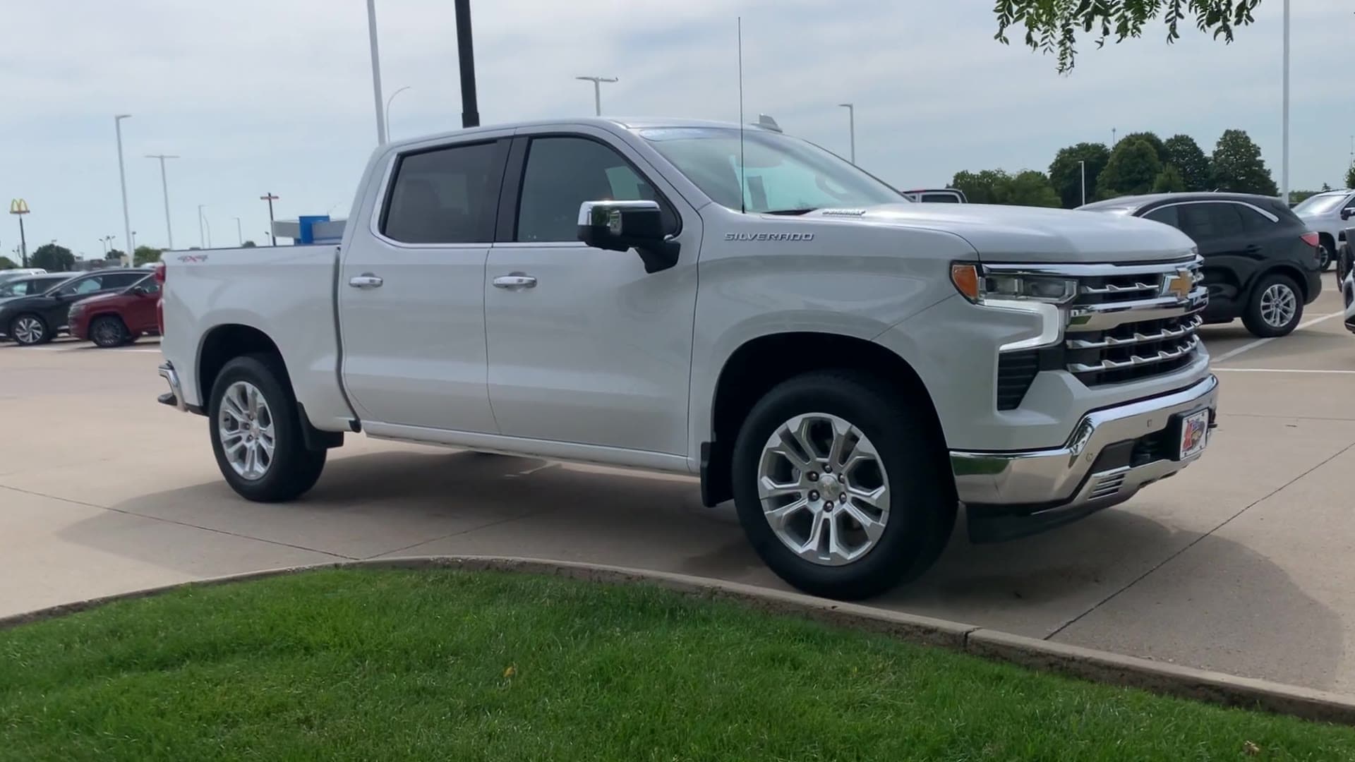 Used 2023 Chevrolet Silverado 1500 LTZ with VIN 1GCUDGE83PZ168878 for sale in Stuart, IA