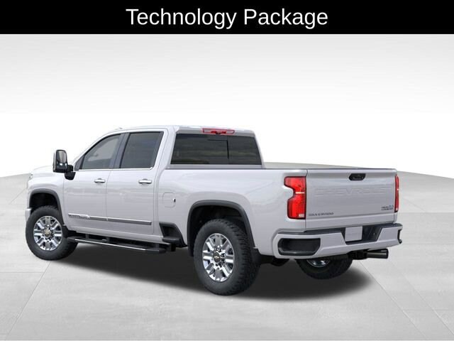 2025 Chevrolet Silverado 3500HD High Country photo 3