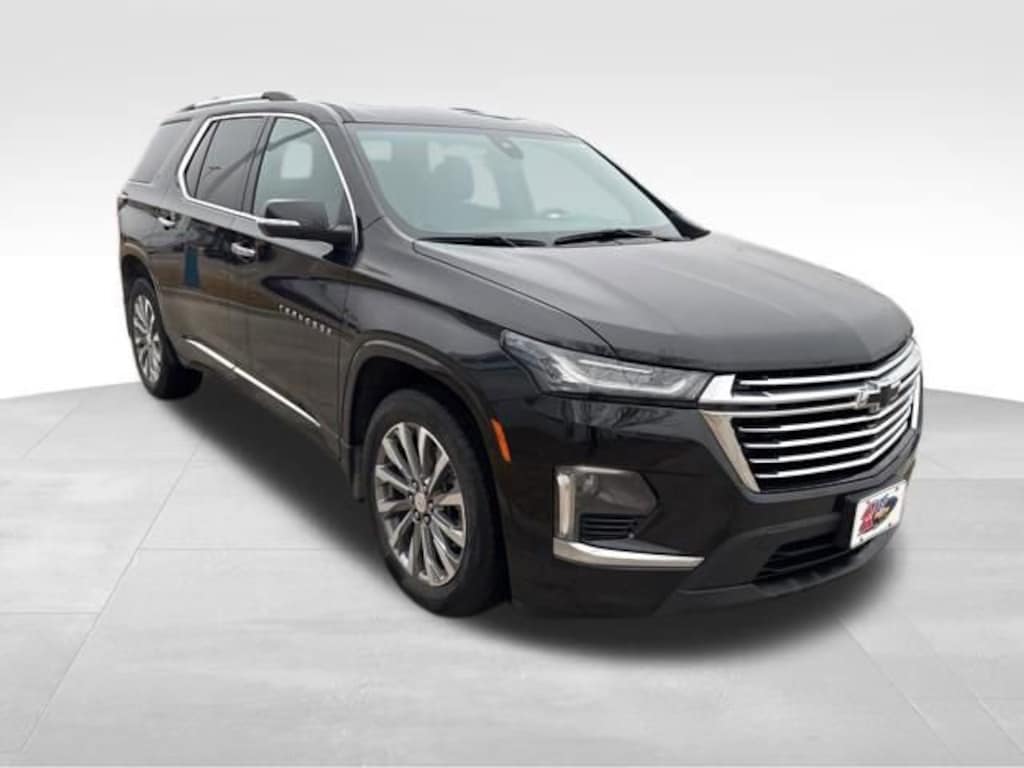 Used 2023 Chevrolet Traverse Premier SUV