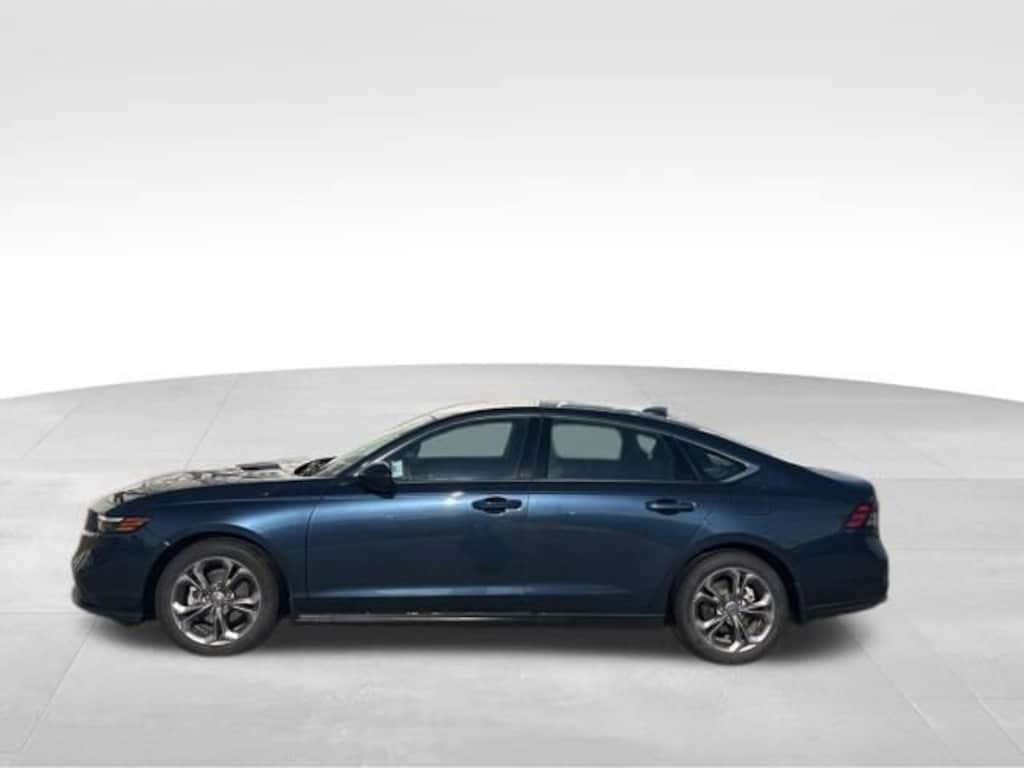 Used 2024 Honda Accord EX Sedan