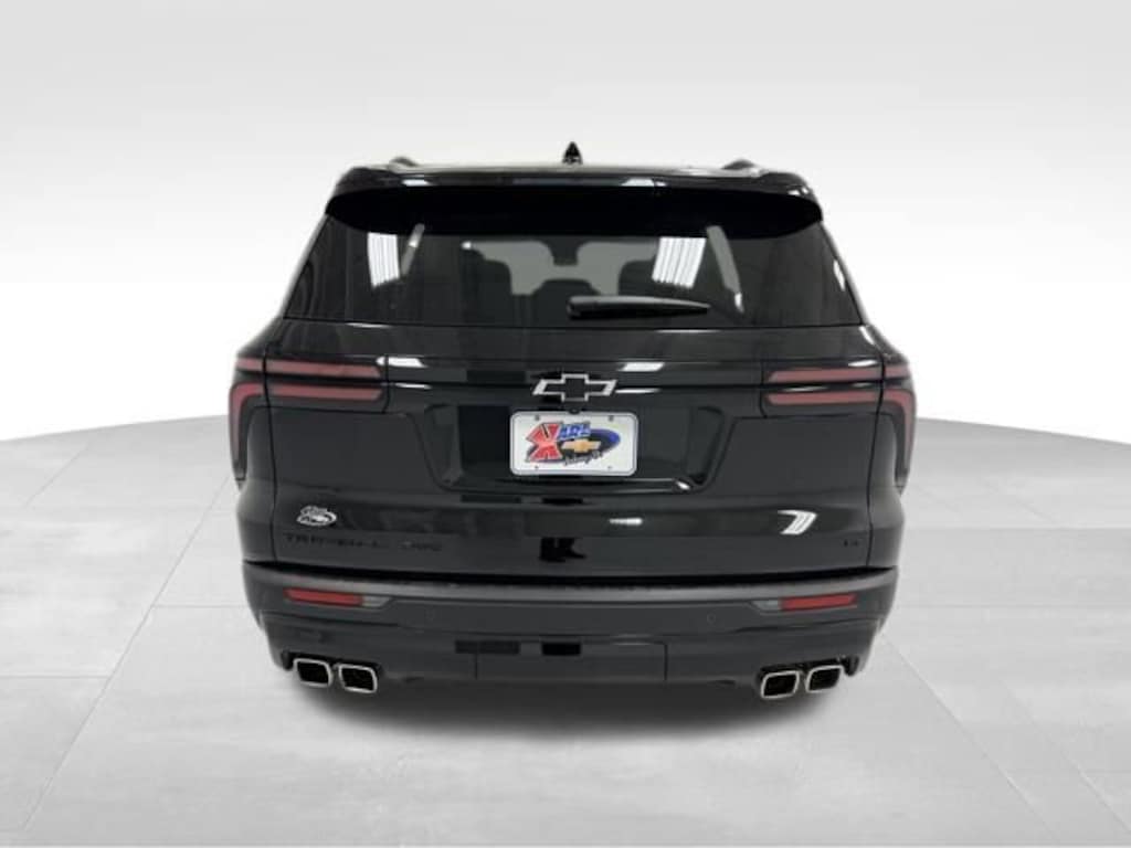 Used 2024 Chevrolet Traverse LT SUV