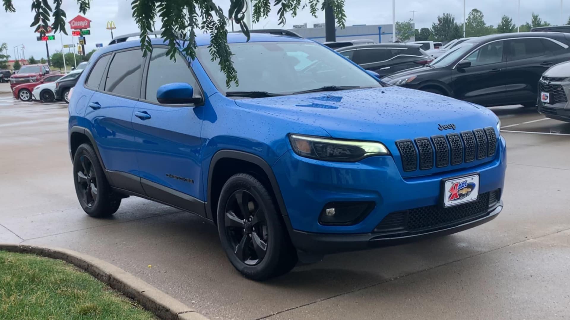 Used 2020 Jeep Cherokee Latitude Plus with VIN 1C4PJMLB4LD584352 for sale in Stuart, IA