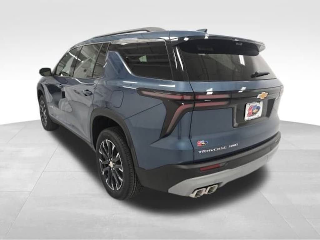 New 2026 Chevrolet Traverse LT SUV
