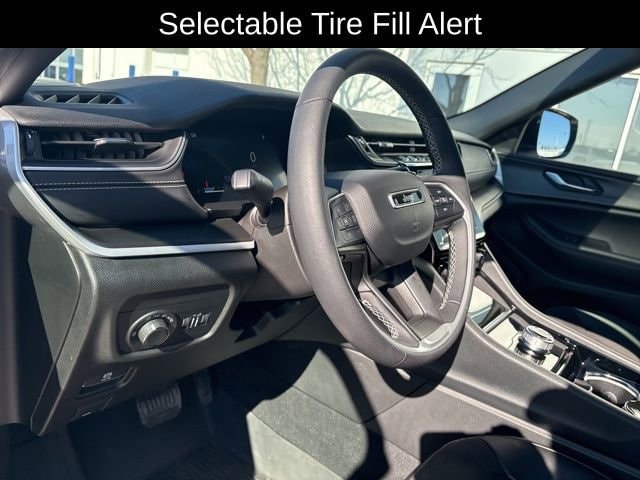 2023 Jeep Grand Cherokee Altitude - Photo 11