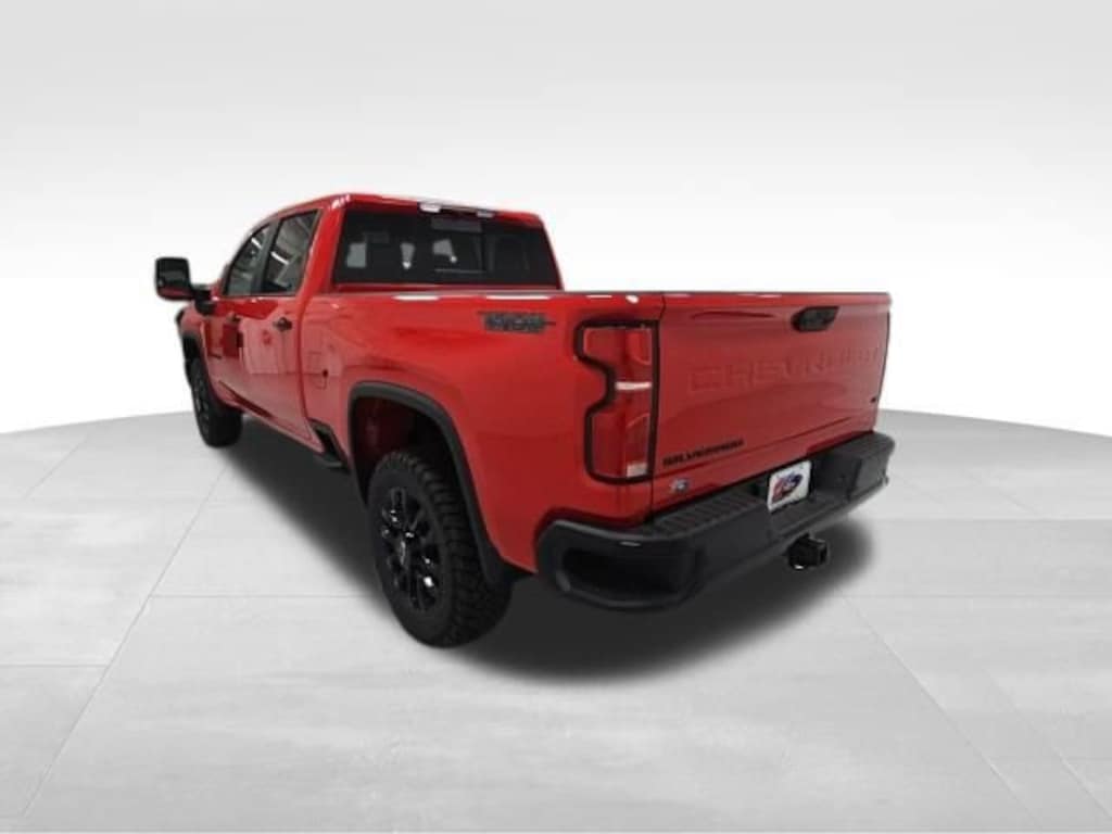 New 2026 Chevrolet Silverado 3500 HD LT Truck Crew Cab