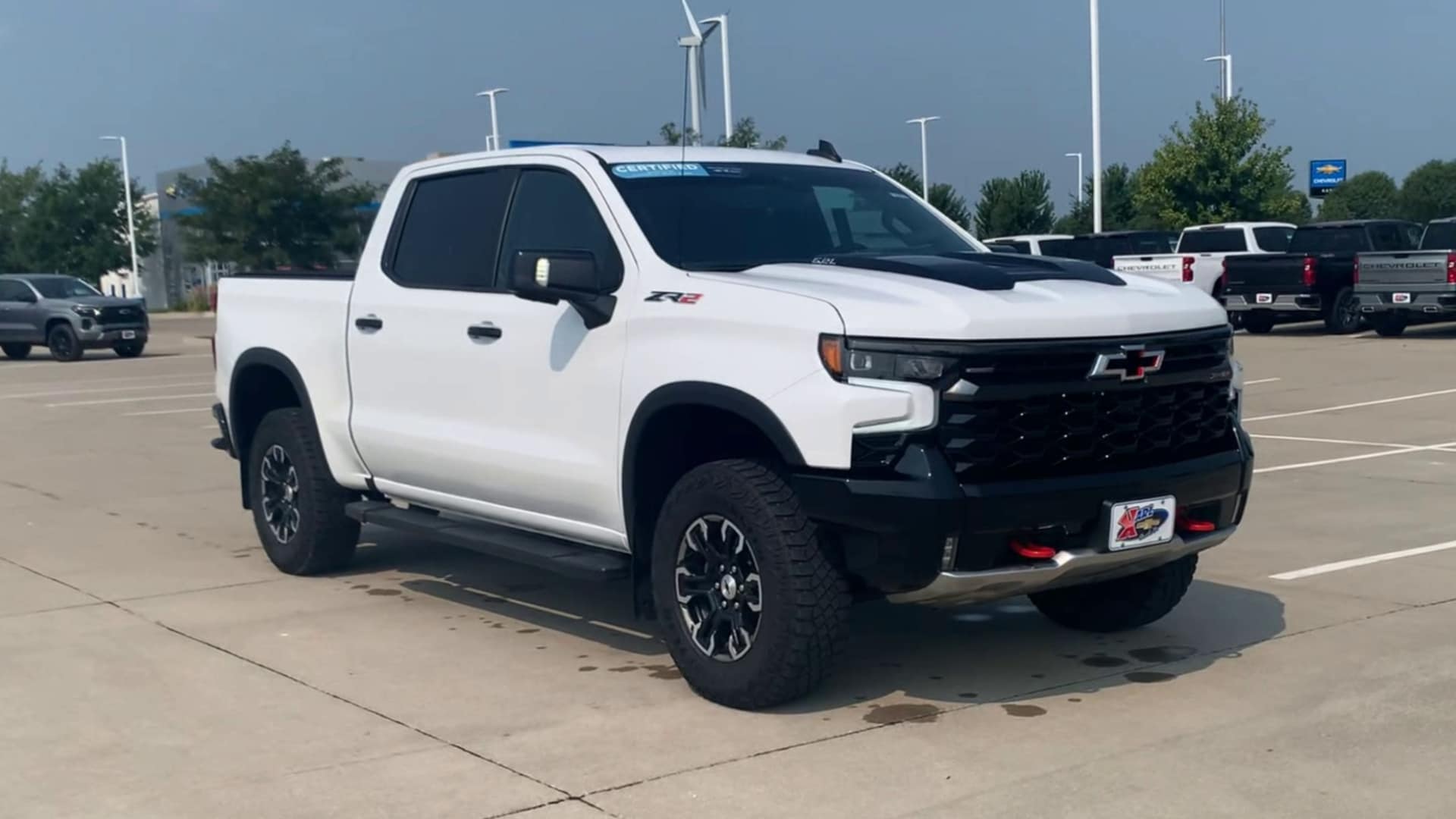 Used 2022 Chevrolet Silverado 1500 ZR2 with VIN 3GCUDHEL8NG594993 for sale in Stuart, IA