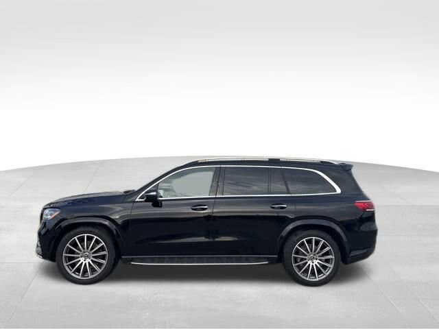 2023 Mercedes Benz GLS 580 4MATIC photo 4