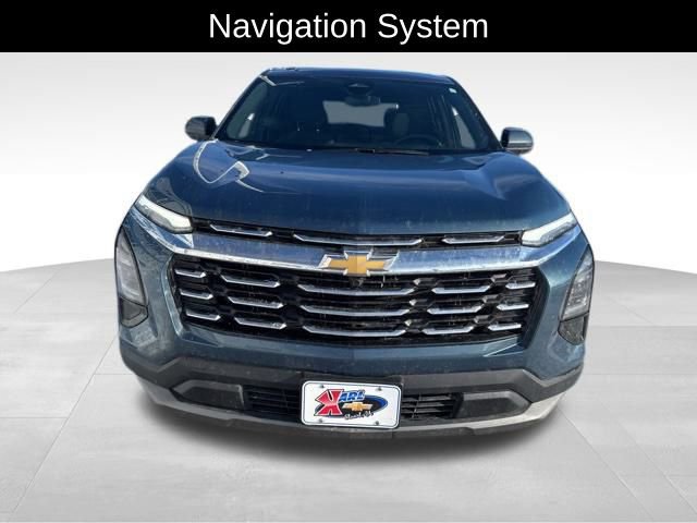 2025 Chevrolet Equinox LT photo 2