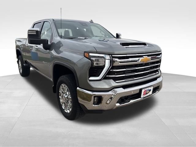 2024 Chevrolet Silverado 2500HD LTZ photo 3