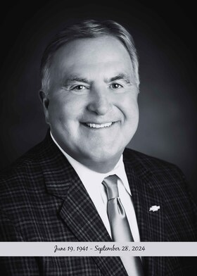 Staff member CARL MOYER from ID_b48555d68ce7