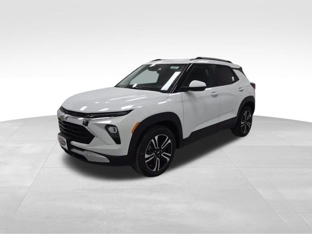 2025 Chevrolet Trailblazer LT photo 4