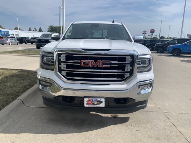 Used 2018 GMC Sierra 1500 SLT with VIN 3GTU2NEC9JG527933 for sale in Stuart, IA