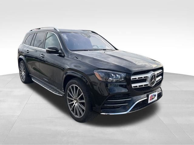 2023 Mercedes Benz GLS 580 4MATIC photo 3