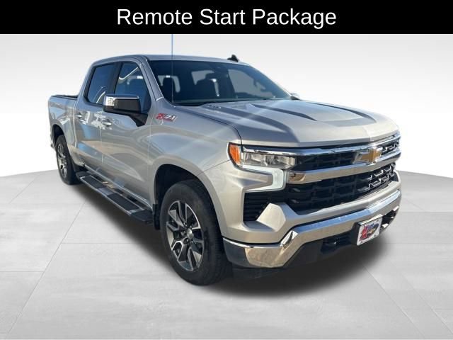 2022 Chevrolet Silverado 1500 LT photo 3