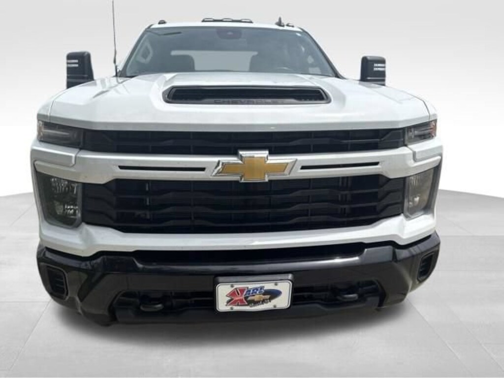 Used 2025 Chevrolet Silverado 2500 HD Custom Truck