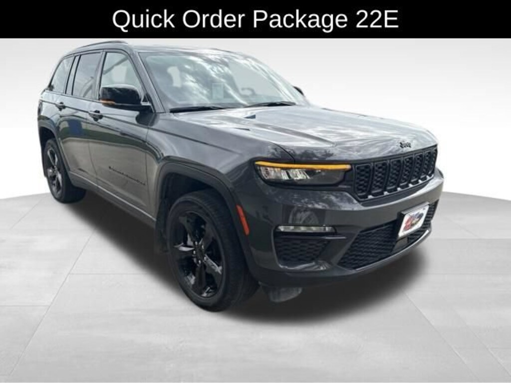 Used 2024 Jeep Grand Cherokee Limited 4x4 SUV