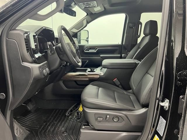 2026 Chevrolet Silverado 2500 HD LT - Photo 6